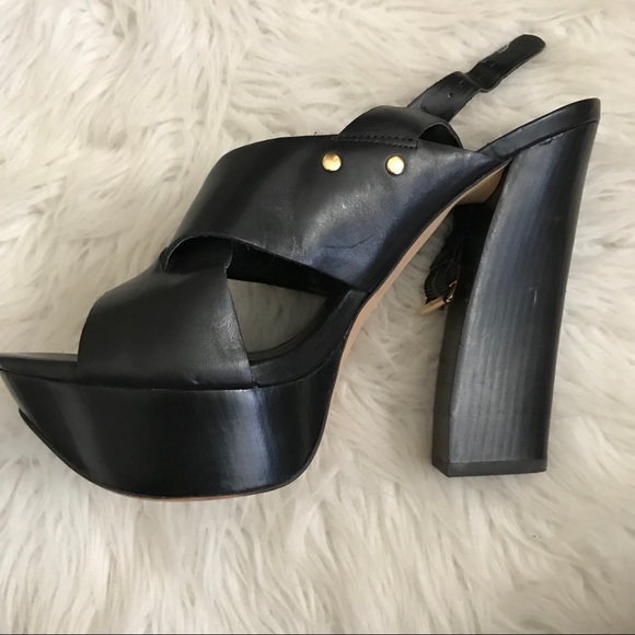 Vince Camuto Shoes - Vince Camuto Black Heels